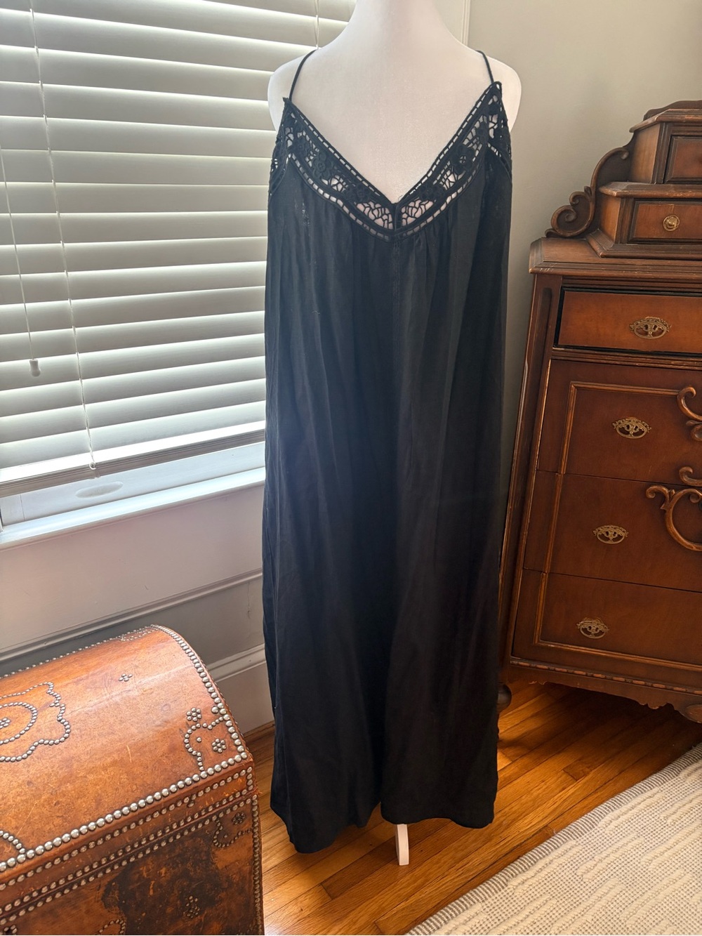 H&M Black Linen-Blend Lace Top